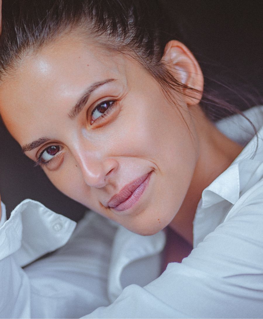 Branson non-surgical facelift model smiling